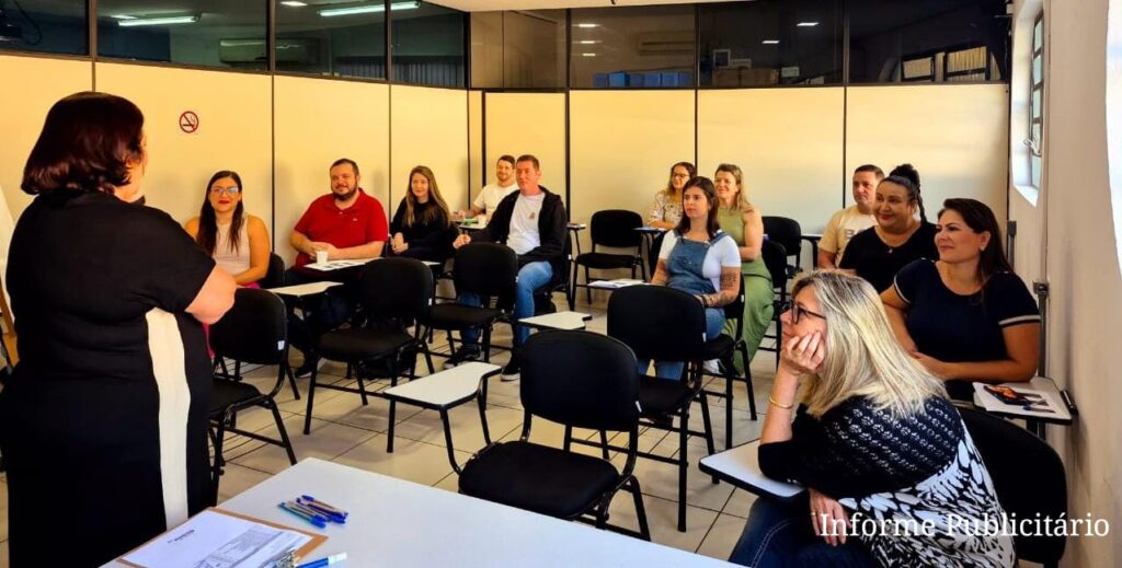 Secretaria de Administração de Caraguatatuba investe em Curso de Liderança para servidores públicos