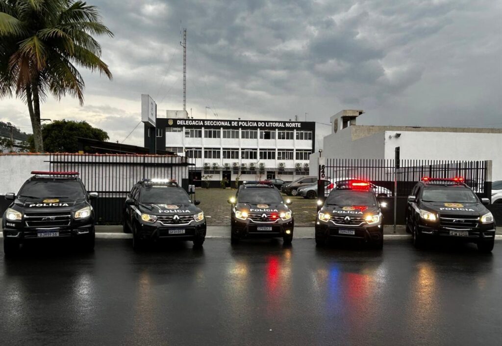 Delegados do Litoral Norte prestam homenagem ao Dr. Ruy Ferraz assassinado covardemente na Praia Grande 