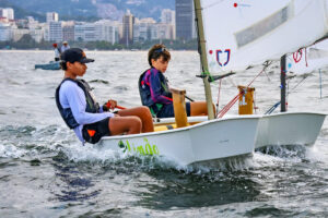 Atletas da Escola de Vela de Ilhabela se destacam na Semana Internacional de Vela do Rio de Janeiro