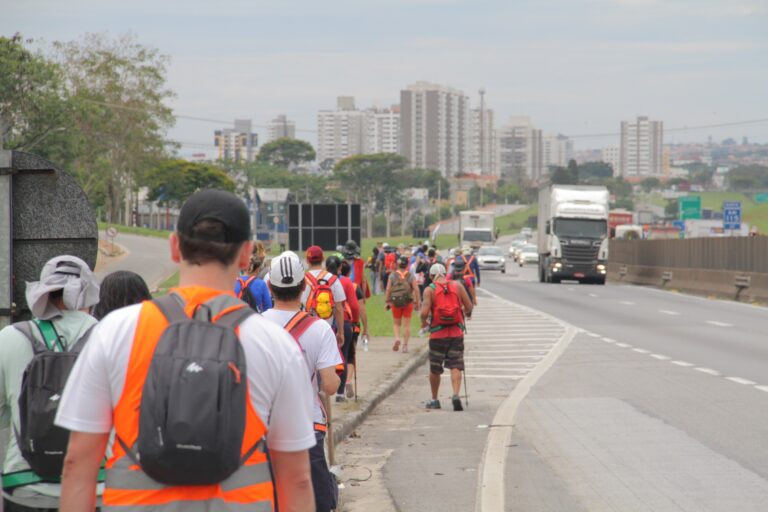 MPF pede adoção de medidas de segurança urgentes na Dutra para peregrinação de fiéis até Aparecida
