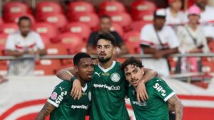 Bola de Cristal: Chances de título do Palmeiras disparam após derrota do Flamengo; veja números