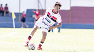 Sub-11 do Botafogo perde do Santos nos pênaltis e é eliminado nas quartas de final do Campeonato Paulista