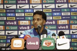 "Pareceu uma eternidade", diz Rodrygo sobre tempo fora da Seleção