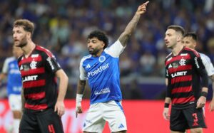 Jogos de hoje: quem joga no futebol e onde assistir