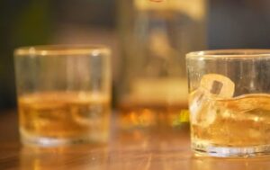 Sobe para nove o número de casos suspeitos de intoxicação por metanol no Vale e região