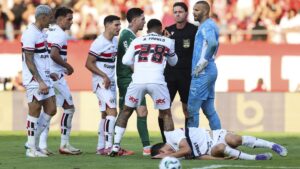 São Paulo x Palmeiras: CBF busca Fifa para liberar áudios do VAR; entenda