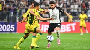 Domingol: Corinthians briga por Libertadores ou contra o Z4 no Brasileirão?