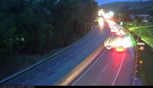 Estradas da região têm movimento intenso em volta do feriado prolongado