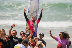 Pernambucano Douglas Silva conquista bicampeonato brasileiro de surf