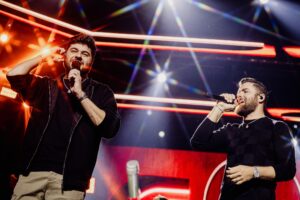 Zé Neto e Cristiano e Gustavo Mioto são atrações do 2º dia de rodeio em Taubaté; confira