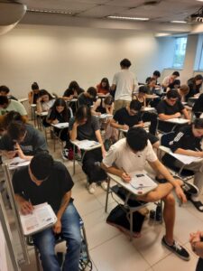 Cerca de cinco mil estudantes fazem a prova da 1ª fase da Fuvest no Vale do Paraíba