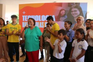 Governadora Fátima Bezerra anuncia em Mossoró local do novo estádio de futebol