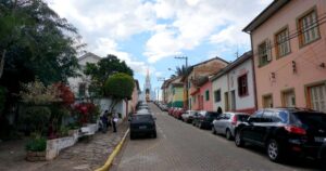 São Luiz do Paraitinga: história, cultura e natureza entre a serra e o litoral paulista