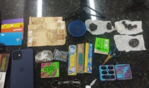 Regional: Dupla é presa pela Polícia Municipal por tráfico de drogas em Maresias