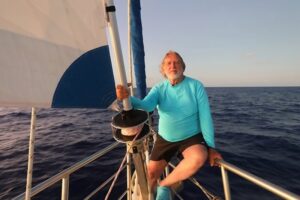 Regional: Ilhabela recebe Aleixo Belov nesta sexta-feira (30) após travessia histórica pelo Ártico