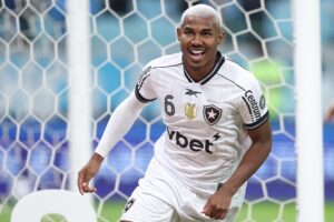 Esporte: Vasco formaliza proposta por Cuiabano, ex-Botafogo