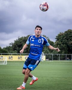 Esporte: Trio do Cruzeiro evolui em trabalhos com elenco e se aproxima do retorno às vésperas do Brasileiro