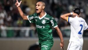 Jogos de hoje: quem joga no futebol e onde assistir