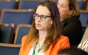 Cruzeiro tira profissional do Inter e encaminha contratação de nova diretora para o futebol feminino