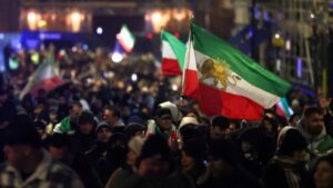 Ditadura do Irã mata 3 jogadores de futebol em meio a protestos