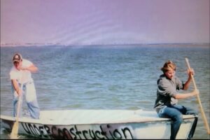 Náutica: Em 2005, dois jovens sobreviveram 7 dias à deriva no mar; um deles comeu 100 águas vivas para sobreviver