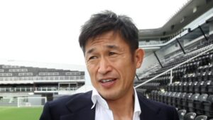 Jogador de futebol profissional mais velho do mundo tem 58 anos e atuou no Brasil