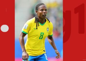 Formiga é nomeada diretora de políticas do futebol feminino