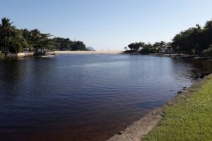 PM desaparece após ir lavar os pés em rio no litoral norte de SP