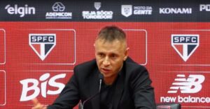 Esporte: Rafinha no São Paulo: novo gerente cobra mudança de postura