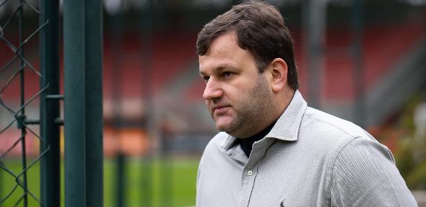 São Paulo: pivô de camarote vendeu áudio a oposição e agora defende Casares