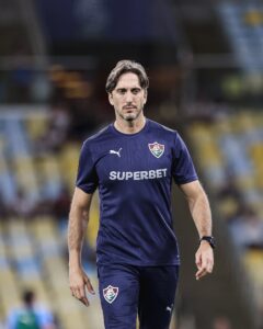 Esporte: Zubeldía comemora retorno e vitória do Fluminense: "Salvo os últimos minutos, fizemos uma boa partida"
