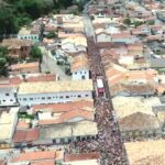 Bloco Juca Teles reúne multidão de foliões em São Luiz do Paraitinga