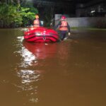 Temporal castiga Litoral Norte com inundações em áreas urbanas e resgate dramático em cachoeira