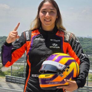 Piloto de Caraguatatuba estreia na Copa HB20