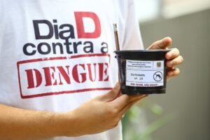 Prefeitura instala armadilhas contra o mosquito da dengue