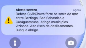 Defesa Civil emite 'alerta severo' para risco de chuva forte e deslizamentos no Litoral Norte de SP