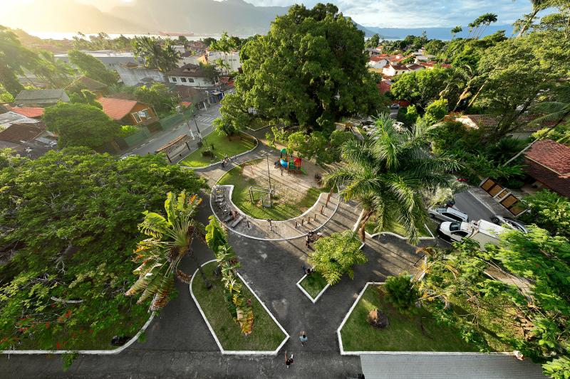 Ilhabela Lança Cultura na Praça