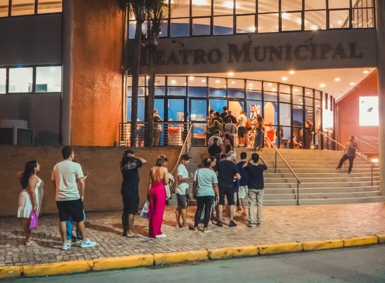 Teatro de São Sebastião supera 25 mil pessoas em eventos
