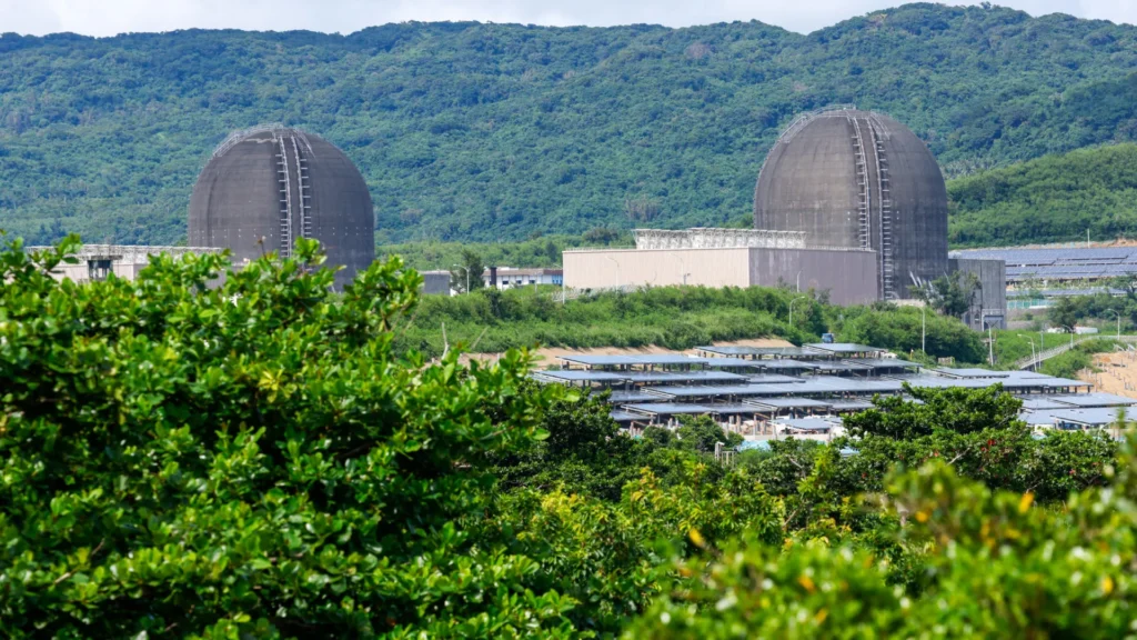 Taiwan reativa usinas nucleares em meio a crise energética