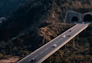 Tarcísio apresenta projeto em 3D para duplicação da Rio-Santos