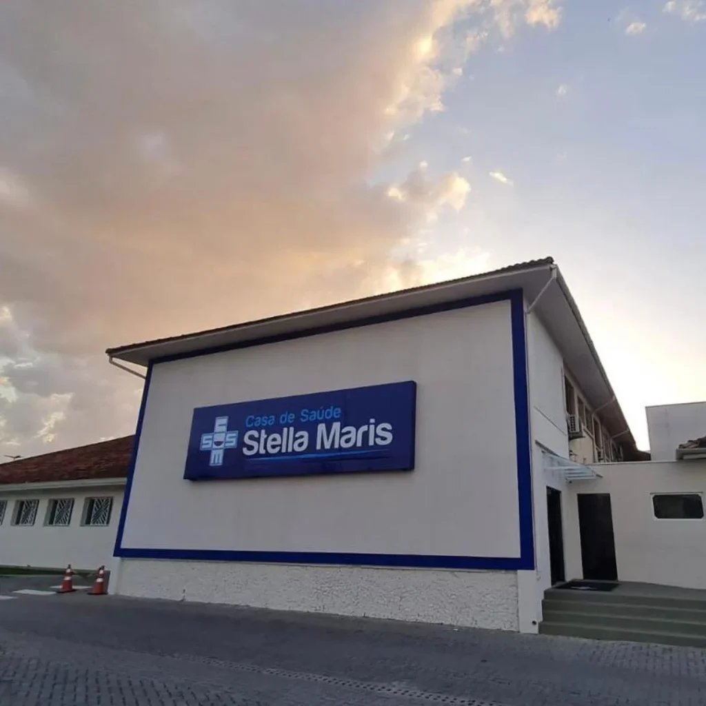 Homem é preso após atropelar ex-namorada e atual em Caraguatatuba