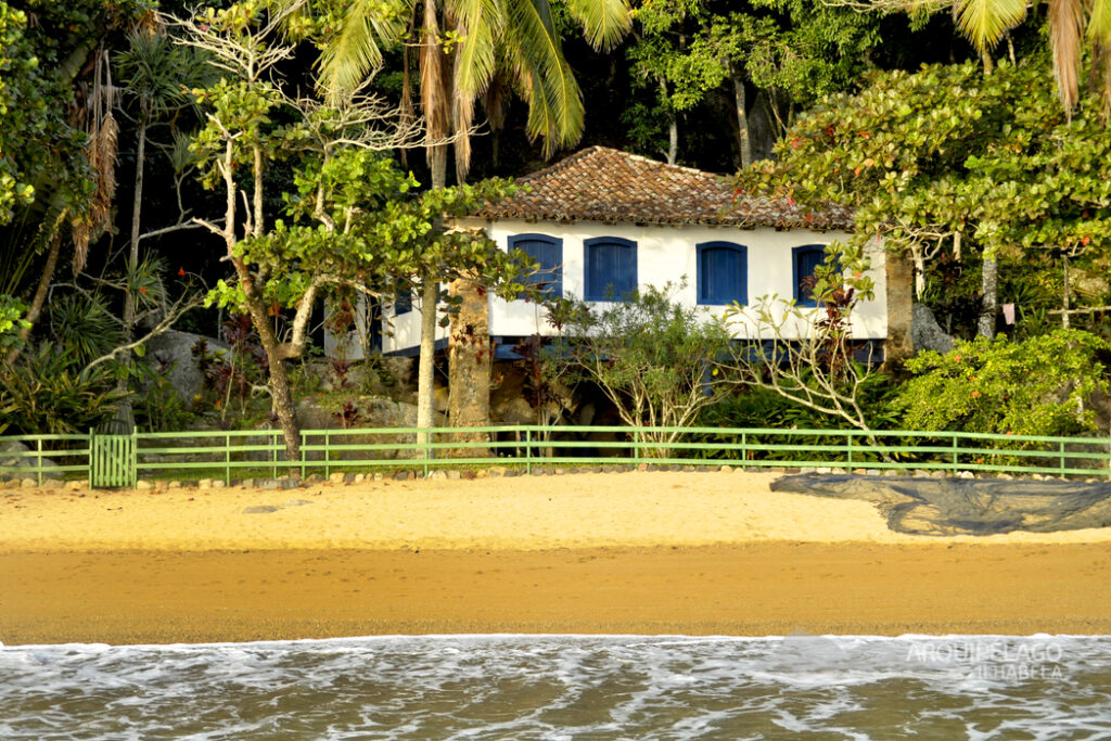 Ilhabela recebe visitantes dos EUA para debater importância do afroturismo