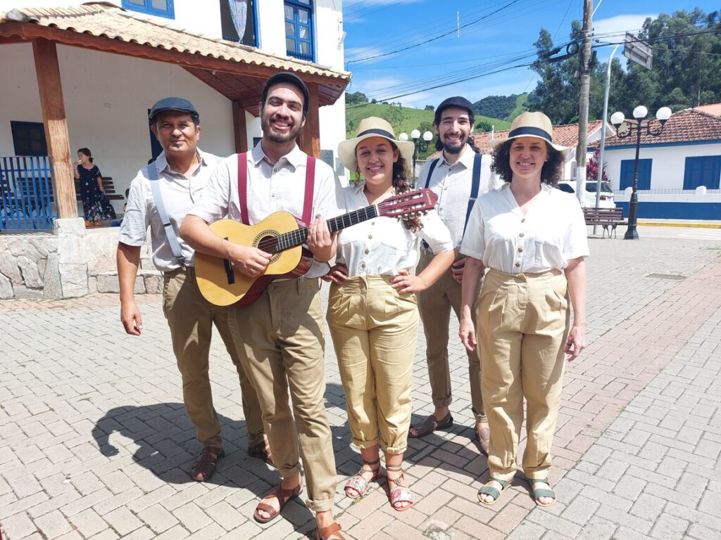 Aldeia Rio Bonito em Ubatuba recebe espetáculo “Lambe Lambe da Roça” no dia 26 de março