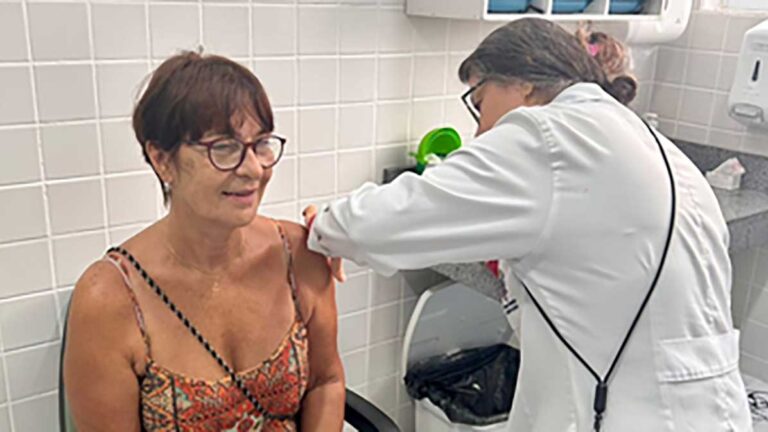 Ilhabela bate recorde na vacinação contra a gripe