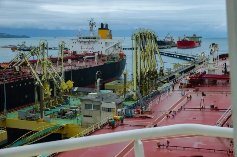 Transpetro aplica tecnologia com IA para ampliar eficiência energética na operação de dutos