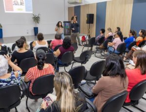 São Sebastião investe na formação de educadores inclusivos