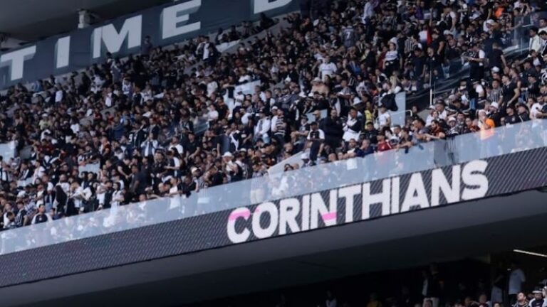 Câmeras detectam e 8 foragidos da Justiça são presos na entrada da arena Corinthians