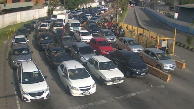 Travessias pelas balsas: espera é de até 40 minutos