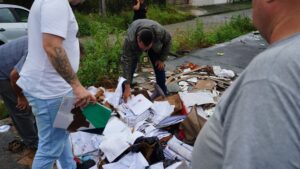 Empresa pagará R$ 11 mil por descarte sujo de documentos