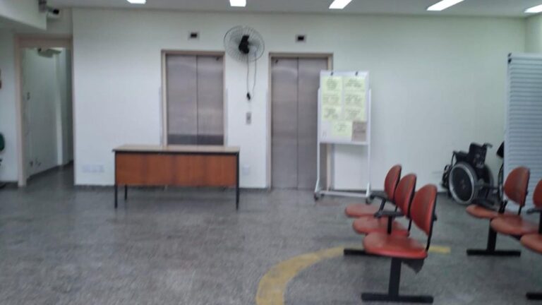 Hospital de Santos reabre após obras de modernização